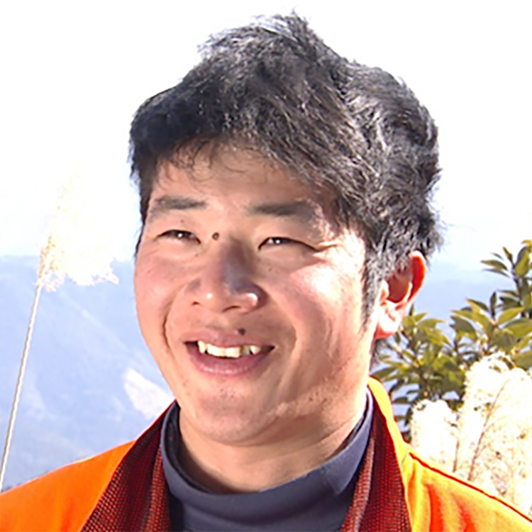 石田 史哉さん